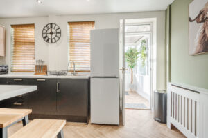 253 old preston road-49