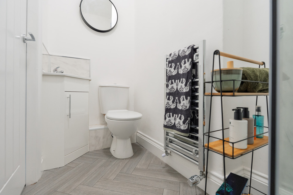 24 68 Upper Aughton-90