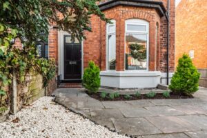 68 Upper Aughton-109